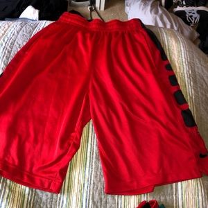 3 pairs of men’s Nike and of Under armour Shorts